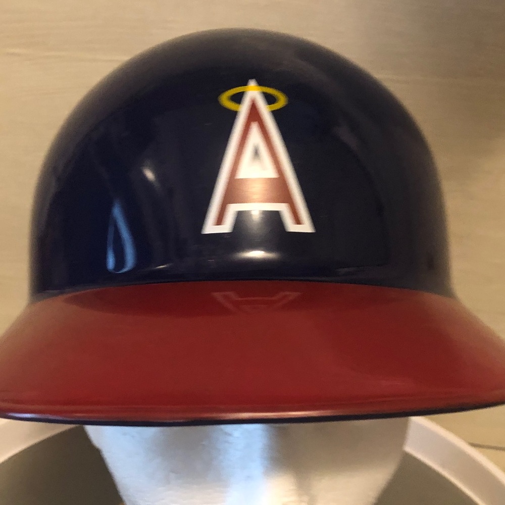 Vintage 1970's *California Angels Full Size Plastic Souvenir Batting Helmet